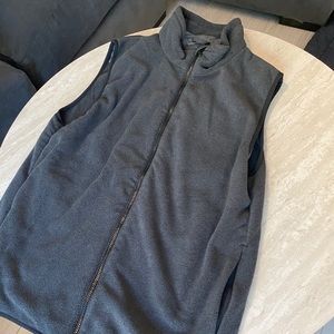 Mac Weldon vest large brand new